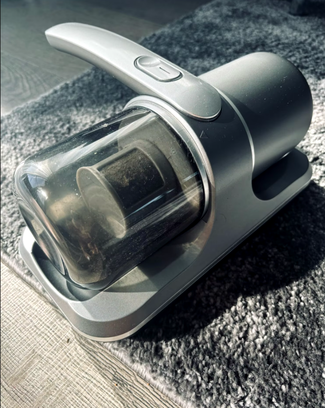 InstaClean™ USB Rechargeable Vacuum Cleaner Dust Mite Removal for Clothes Mattresses Pillows SP